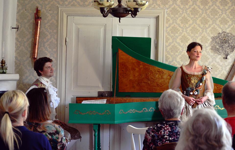 32977004_1914483901959811_8119456199289602048_n